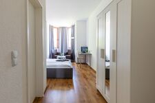 Salí Homes | Hotel zum Dorfbrunnen - Bornheim Bild 16