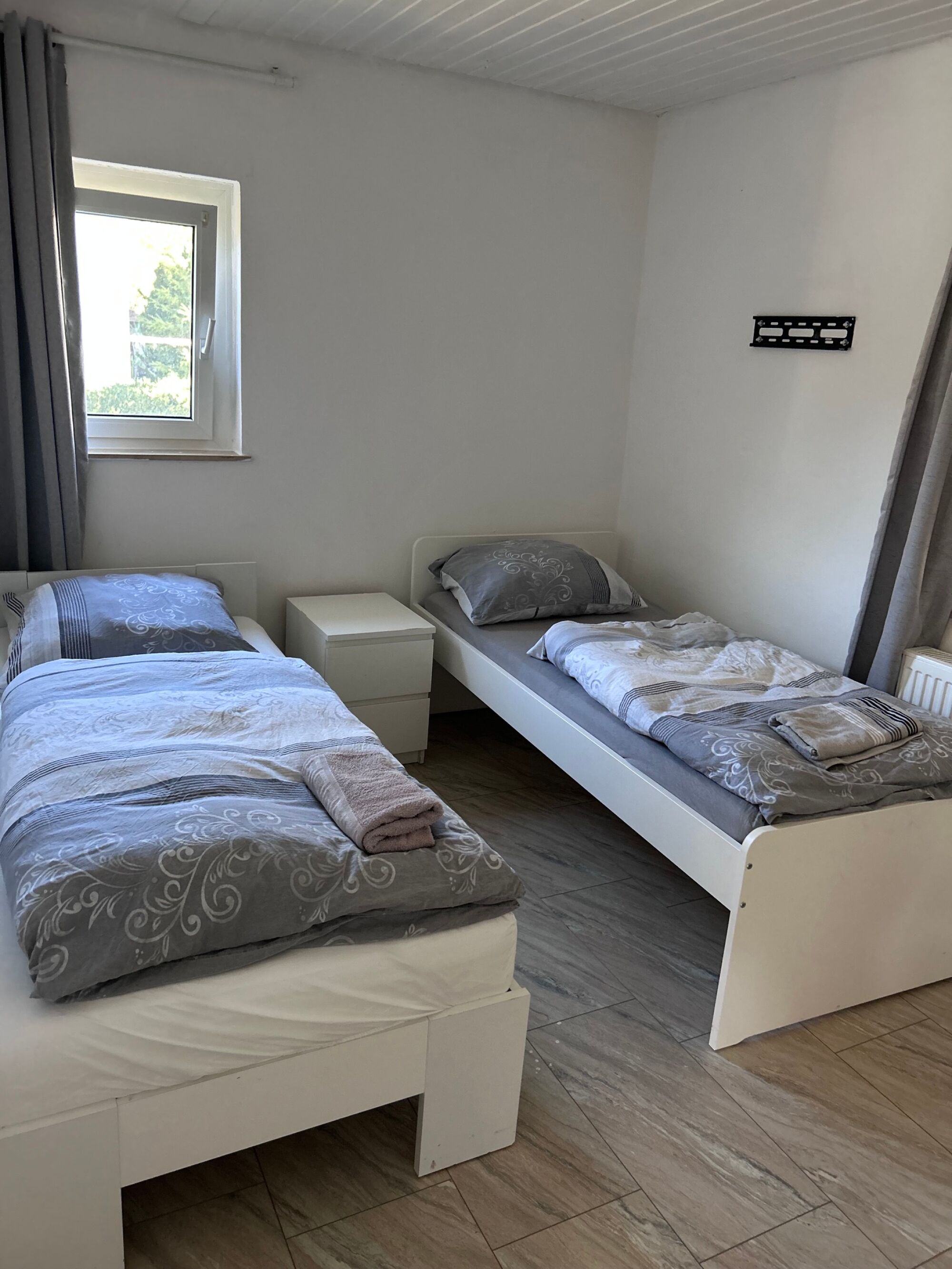 Schlafzimmer 1