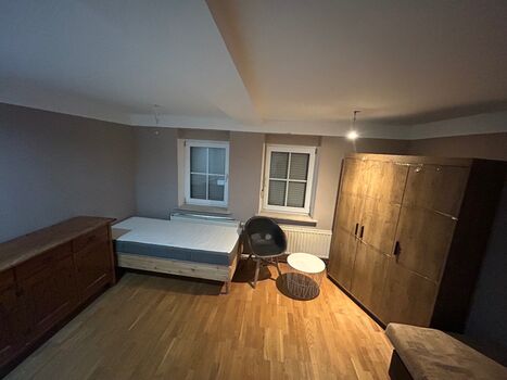 Apartments/ 2 Wohnungen am Hermsdorfer Kreuz Haus