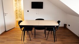 Hive Apartments - Lühnde (15 min zur Messe) Bild 10