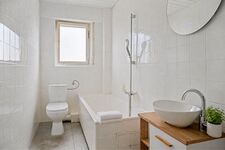 3-Schlafzimmer-Wohnung mit Balkon, Garten & Parkplätze Bild 6