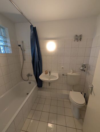Super Ausstattung, nahe Hamburg! WaMa, Parkplatz, Balkon Bild 3