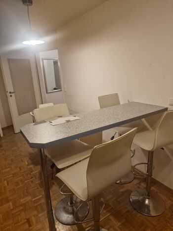 3 Zi. Wohnung in Top Lage v.München-Schwabing Bild 2