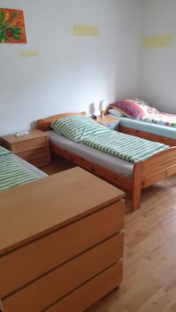 3 Bett Zimmer