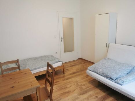 Schlafzimmer 2