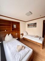 Einfache-Saubere-Günstige Zimmer Bild 4