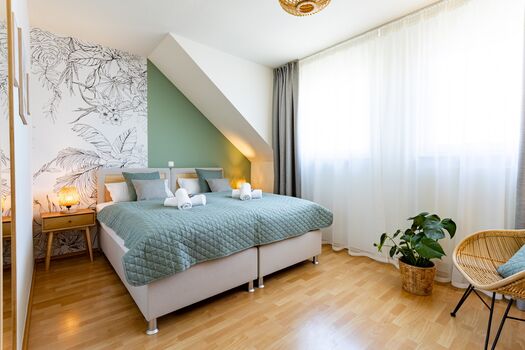 Schlafzimmer UG