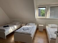 OG Wohnung mit Balkon und einem EZ im Grünen an der A1 Picture 2