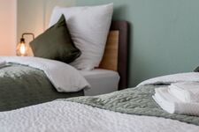 janu-homes, 3 Zimmer - 4 Betten, Waldblick vom Kirchplatz Bild 14