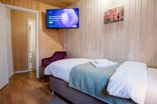 janu-homes, 3 Zimmer - 4 Betten, Waldblick vom Kirchplatz Bild 21