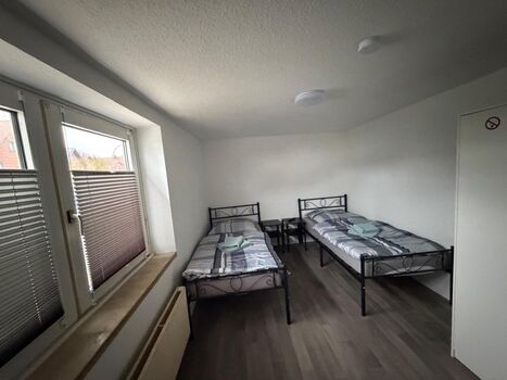 Monteurwohnung SZ Thiede ab 15 Euro Bild 1