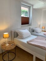 Doppelhaushälfte Nähe Korbach - 4 Schlafzimmer, 2 Bäder Bild 1