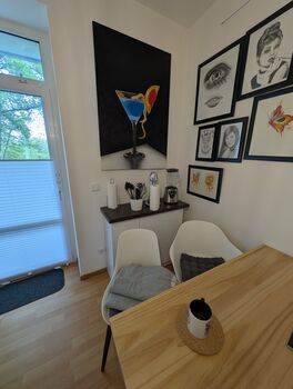 Helles Studio mit Arbeitsplatz und Balkon Obrázok 5