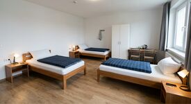 Monteurzimmer in Jößnitz 3- Bett Zimmer Bild 1