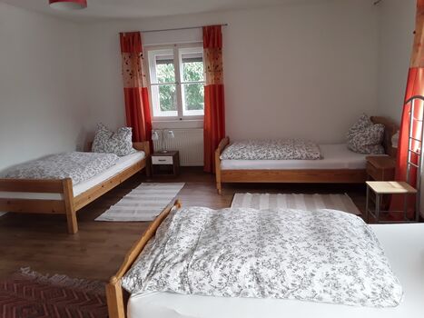 Ruhige Monteurwohnung mit Garten