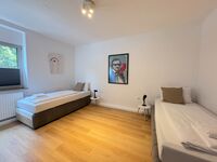 2 Schlafzimmer | 4 Betten | Wohnzimmer + Küche Bild 2