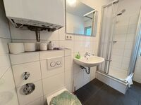 2 Schlafzimmer | 4 Betten | Wohnzimmer + Küche Bild 6