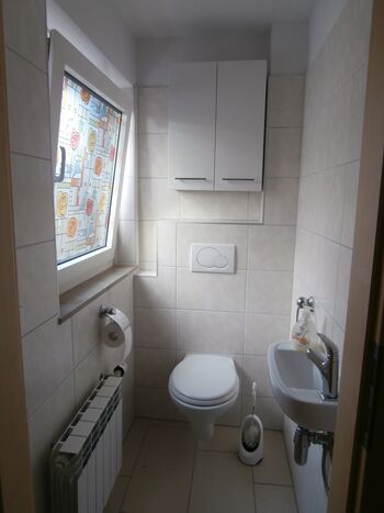 Wohnung mit 4 Einzelzimmern in ruhiger Lage Bild 3