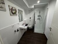 Apartmenthaus Siek - 3 große Wohnungen - je 4-5 Schlafzimmer Bild 9