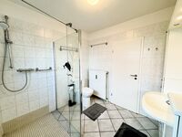 Apartmenthaus Siek - 3 große Wohnungen - je 4-5 Schlafzimmer Bild 7