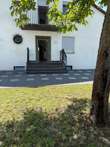 Apartments Möbiliert 25 Person Küche Bad Balkon Parkplatz Bild 1