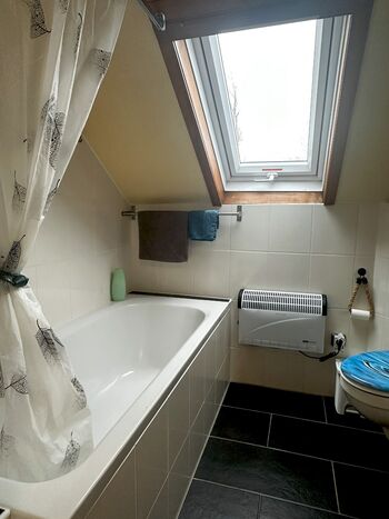 ALiRiNA Ferienwohnung bei Hof/Saale – 2 SZ, 4 Einzelbetten Bild 4