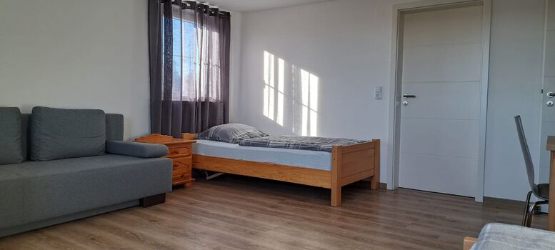 Vollständig ausgestattete und moderne Wohnung im Grünen Bild 3