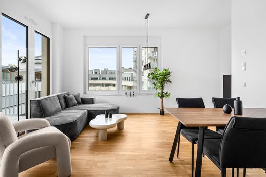 EXQUIS Iconic 3-Zimmer Apartment ALESSI I Balkon I Netflix Picture 4