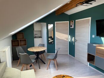 Gemütliche moderne Wohnung mit Balkon – ideal für Monteure