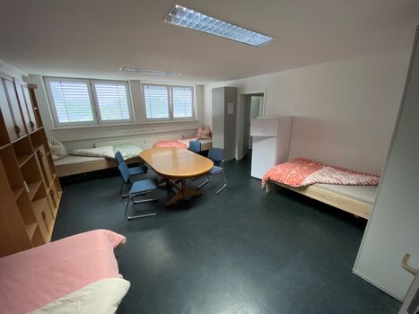 Wohnung für 2-3 Personen Darmstadt City sofort frei