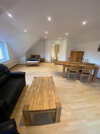 Moderne und großzügige Monteurwohnung in Stadland