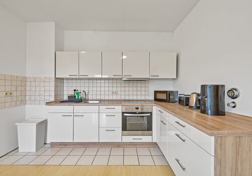 Monteur Wohnungen in Deggendorf Parken WiFi Smart TV Balkon Bild 3