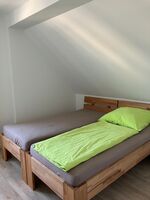 Neues 2-Zi.-Apartment voll möbliert , gute Verkehrsanbindung Bild 1