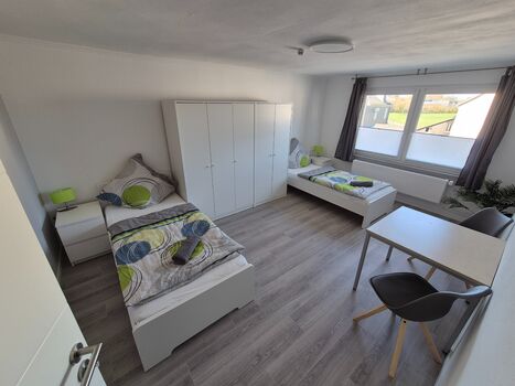 Landhaus am Flughafen – Gästehaus für 6 (Lautzenhausen)