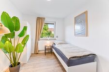 Premium-Monteurwohnung an der B14: Platz und Luxus vereint! Picture 2