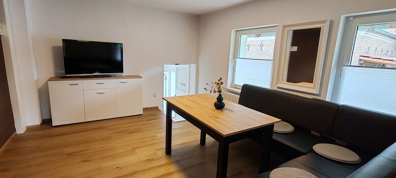 15min bis TESLA | 70m² Monteurwohnung | Monteurzimmer | Haus
