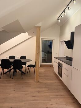 Monteurhaus Zoey, 4 Wohnungen mit Platz für bis zu 22P.