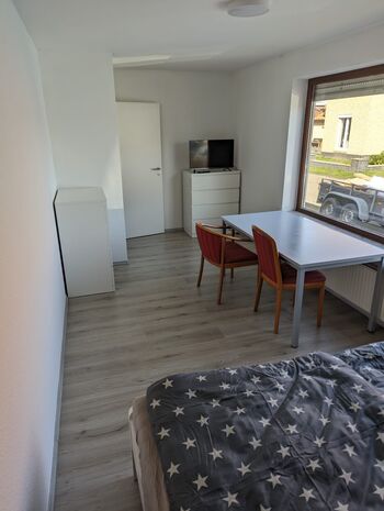 Gr. Haus für 8-9 Personen + 2 Küchen + 2 Badezimmer Zdjęcie 4