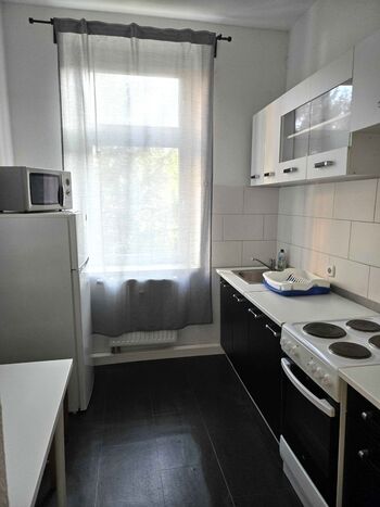 **** Hometime24 - Frisch renovierte Wohnung in Gelsenkirchen Bild 2