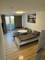 Wohn- & Schlafzimmer