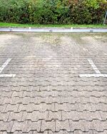 KFZ Parkplatz (bis max. 3 Tonnen Gewicht zum parken)