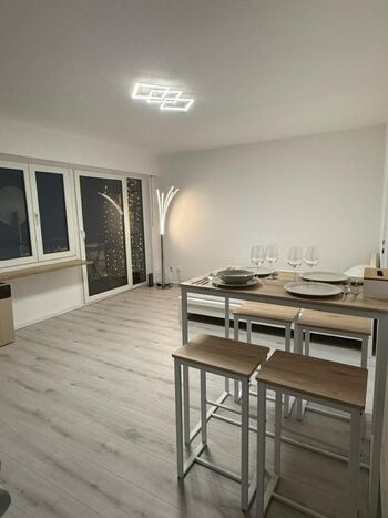 Moderne Monteurwohnung Stuttgart | 4 Personen | Balkon | Näh Picture 5