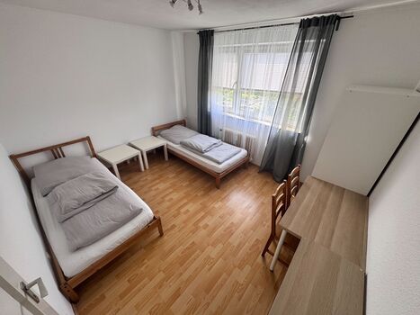 Schlafzimmer 2