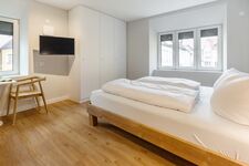 Apartment 10