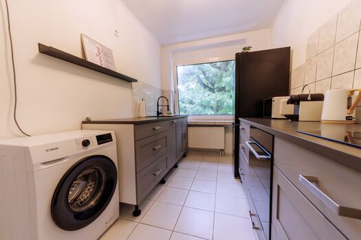 Workerslodge Krefeld für 2-30 Gäste mit Stellplatz & Balkon Bild 5