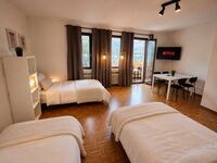 Workerslodge Krefeld für 2-30 Gäste mit Stellplatz & Balkon Bild 13