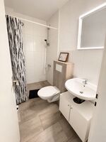Workerslodge Krefeld für 2-30 Gäste mit Stellplatz & Balkon Bild 16