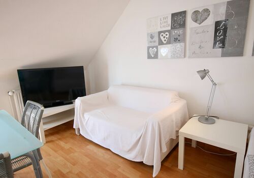 Studio Apartment und 120qm Wohnungen zentral in Oberhausen Bild 3