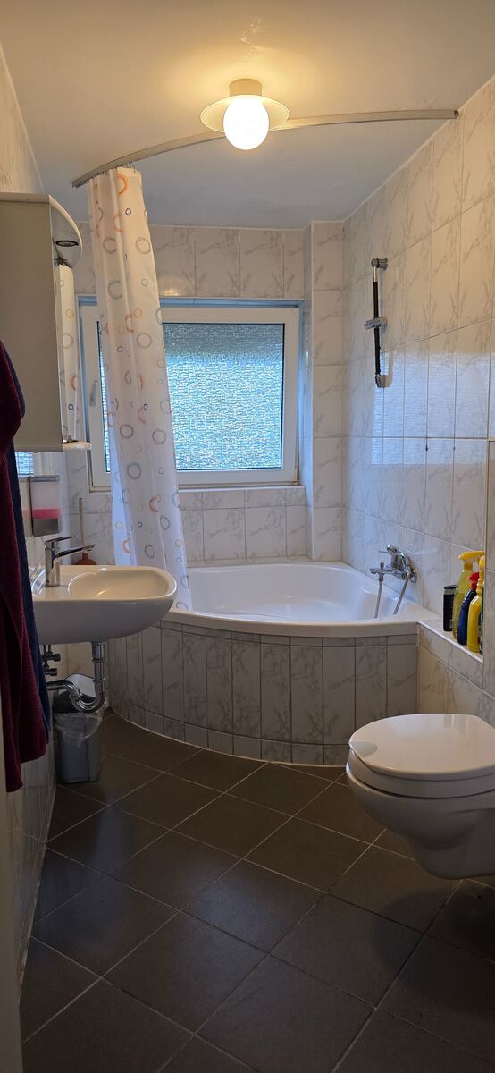 Groses Badezimmer 