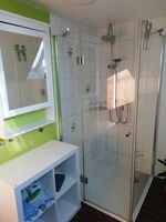 Bild 3 Dusche FeWo Bruch